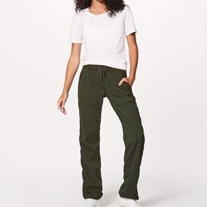 Lululemon Dance Studio Mid rise pant